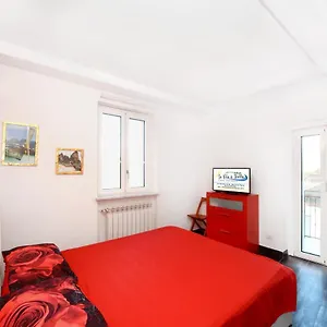 la-vita-e-bella-noli.hotelitalianriviera.com/