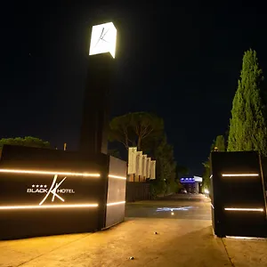 Hotel Black, Rome