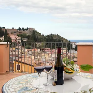 Vilagos & Loft , Taormina Italië